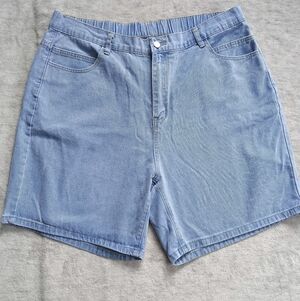Shein | Size 3X Light blue denim shorts